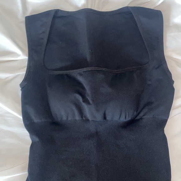 Black Sculpt Romper - Picture 2 of 4